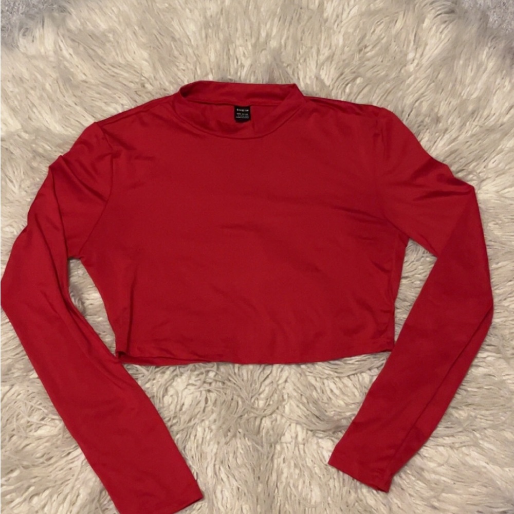 Vibrant Red Fitted Crop Top with Long Sleeves